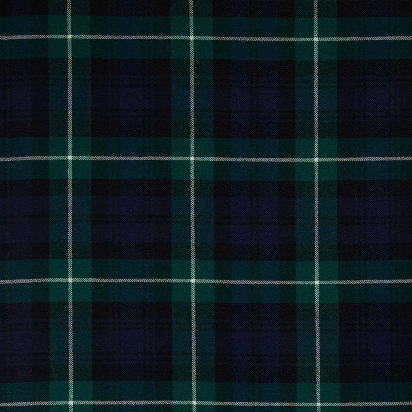 Lamont Modern Heavyweight Nevis Tartan