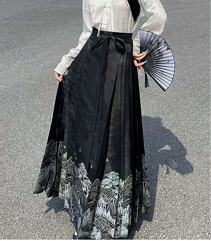 Modern Hanfu | Embroidered Horse Face Skirt Women's 4.5m Hem Skirt Daily