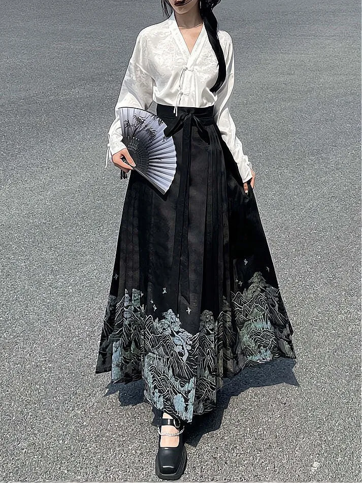 Modern Hanfu | Embroidered Horse Face Skirt Women's 4.5m Hem Skirt Daily